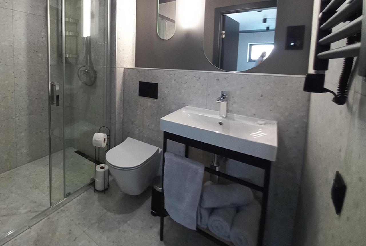 Apartamenty Miedzy Mostami Стегна Екстериор снимка